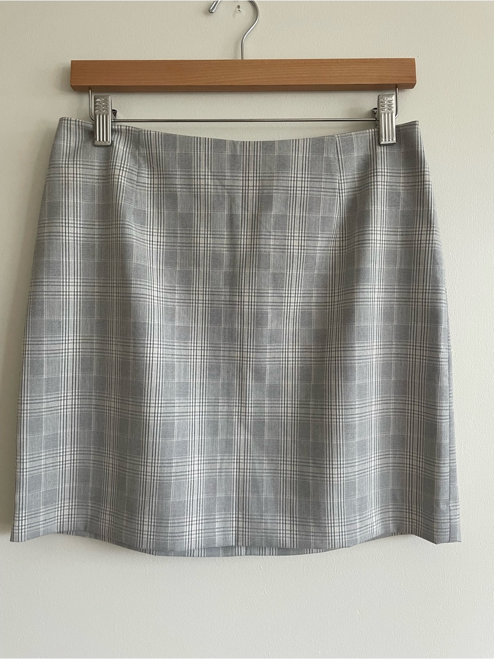 H&M Gray Plaid Mini Skirt
